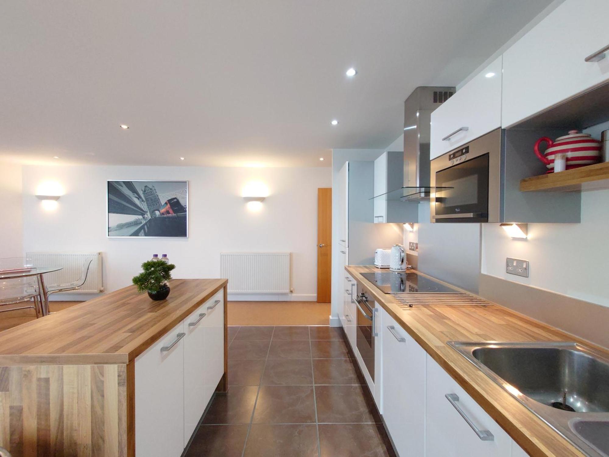 London Excel Stays - Three Bed Serviced Apartment מראה חיצוני תמונה