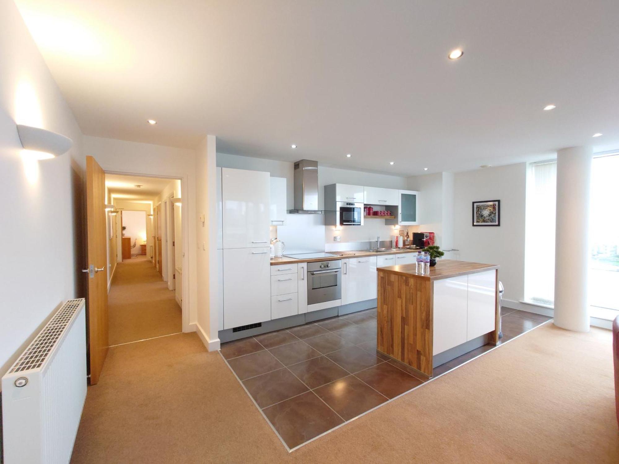London Excel Stays - Three Bed Serviced Apartment מראה חיצוני תמונה